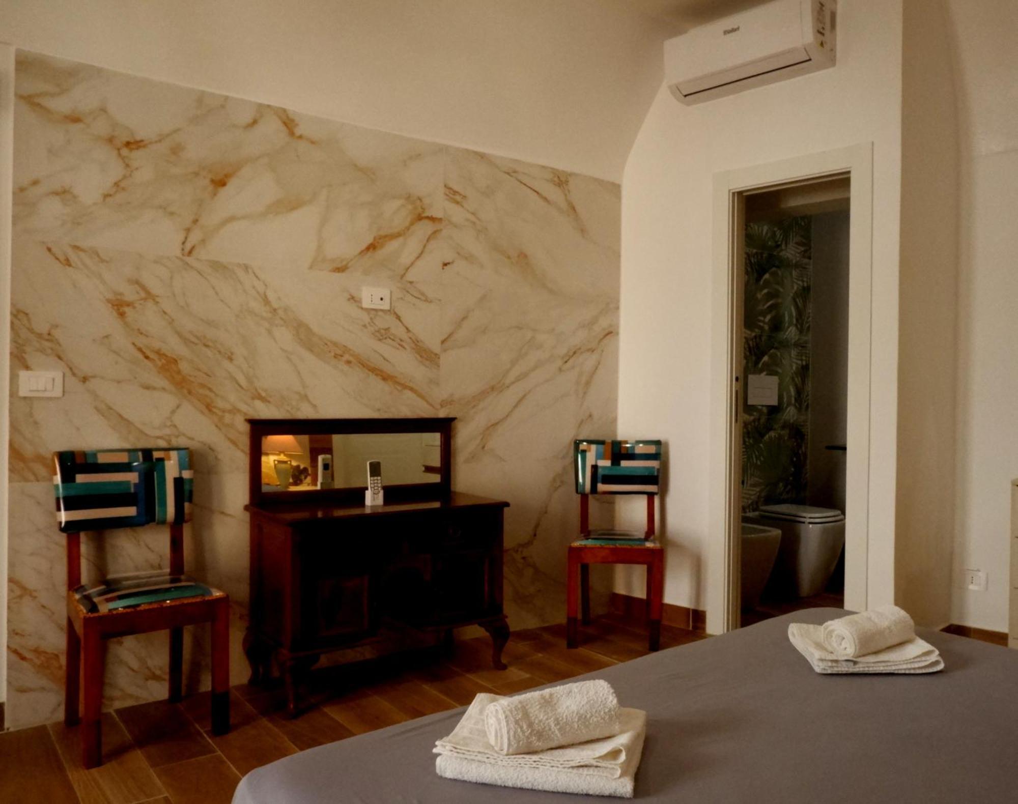 Railway Rooms Barletta Esterno foto